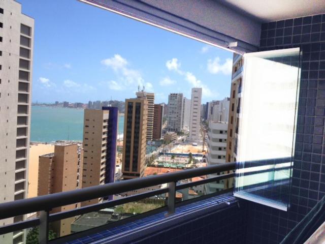 Apartamento Em Fortaleza De Frente Para O Mar Екстериор снимка